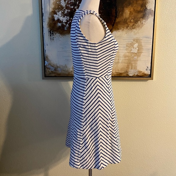 J. Crew white with blue stripes dress size 0 ~ - Picture 6 of 14